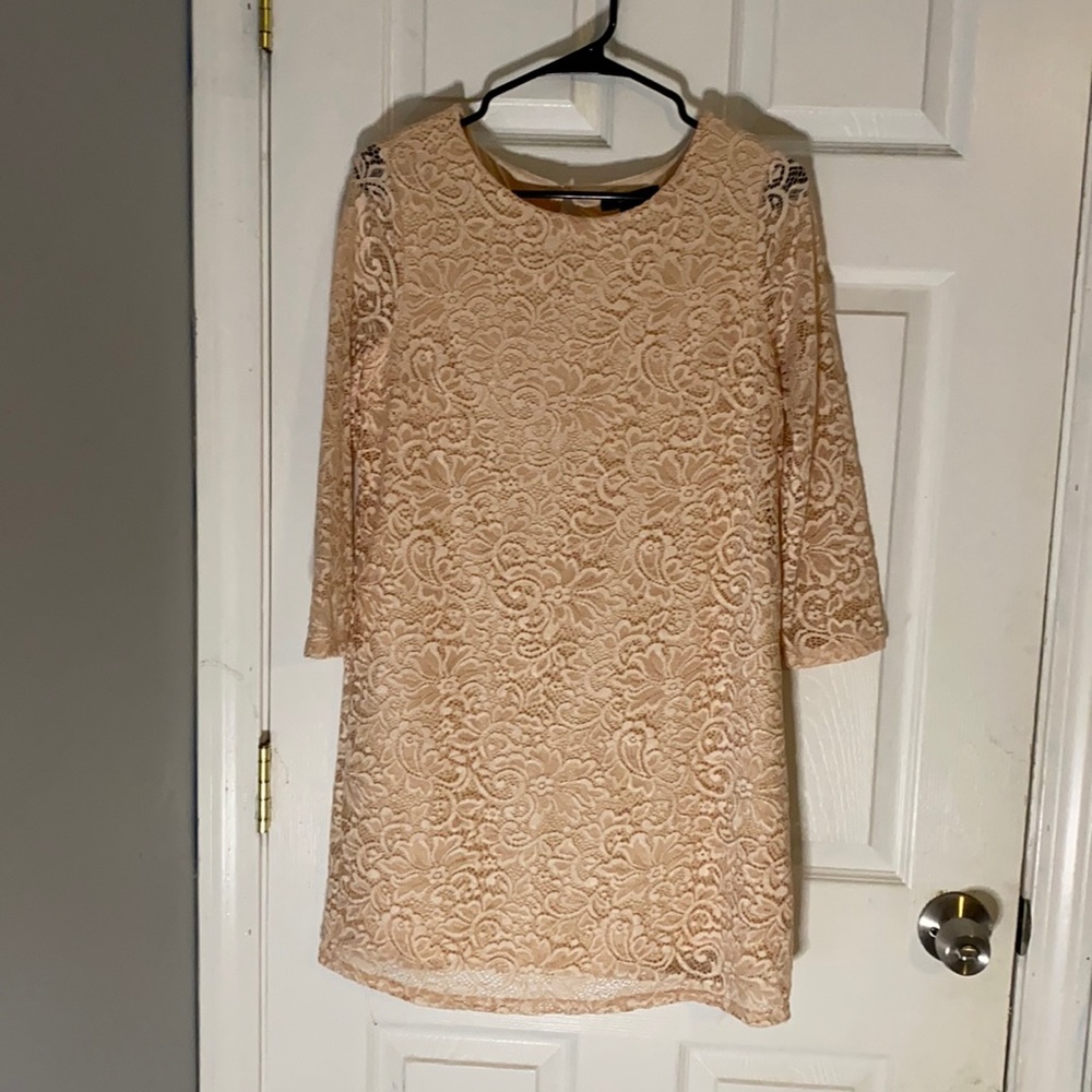 Forever 21 lace dress